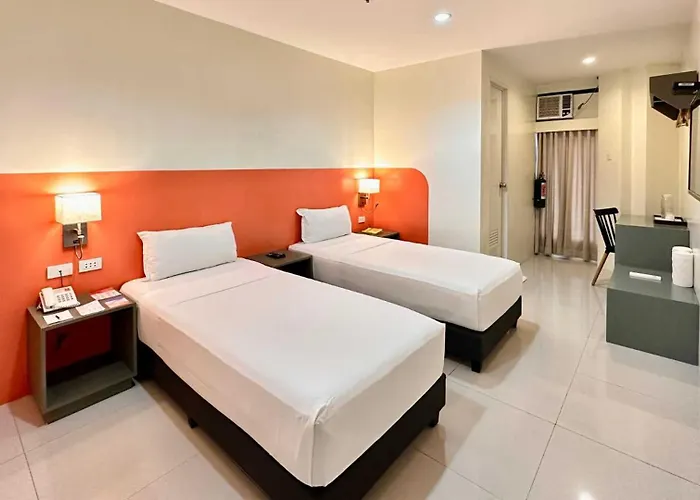 Inn Travelbee Airport